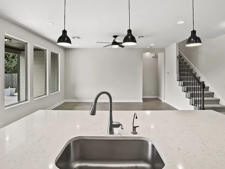 377 Kilmarnock — Photo 12
