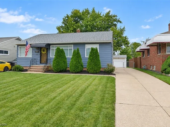 2318 Lincoln Ave, Parma, OH 44134