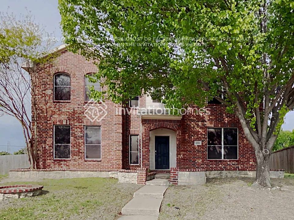 1st image of 200 Laramie Ln