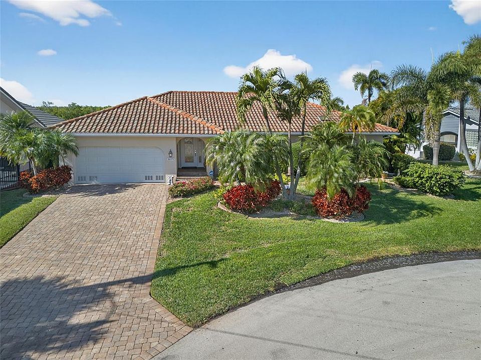 1st image of 2855 Deborah Dr