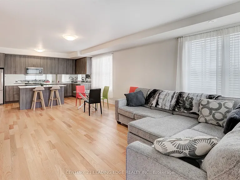 1180 Cawthra Rd #106 — Photo 3