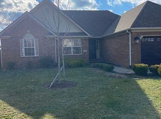 624 Ridge View Dr, Nicholasville, KY 40356