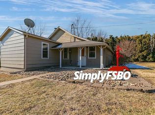 211 E 19th Ave, Coal Valley, IL