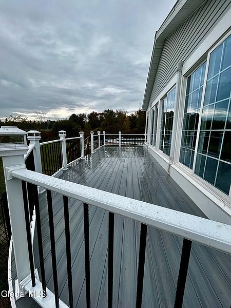 3rd image of 551 Dean Road