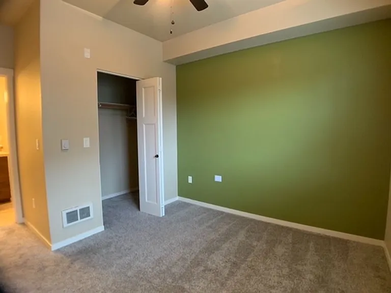 13905 SW Meridian St #310 — Photo 32
