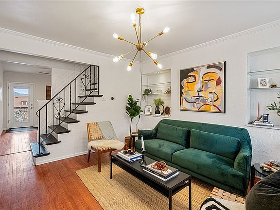 4th image of 4613 Carlton St