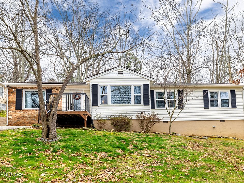 1st image of 1204 Woodberry Dr