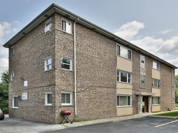 2440 N River Rd #2W, River Grove, IL 60171