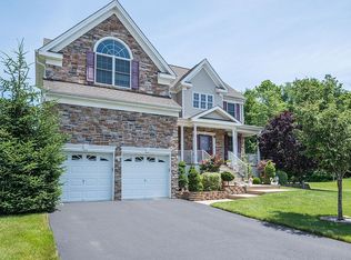 66 Nathan Dr, Old Bridge, NJ 08857