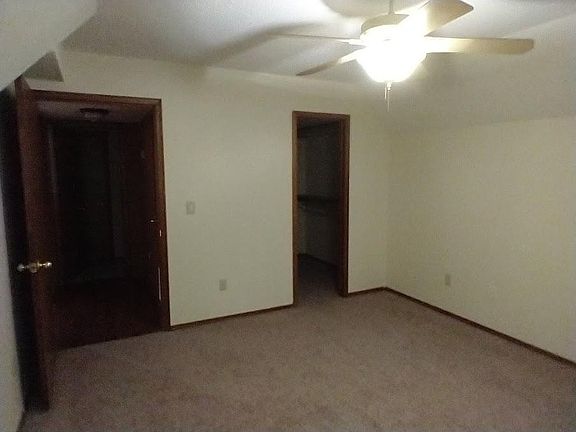 3rd image of 2062 N Kantz Ln