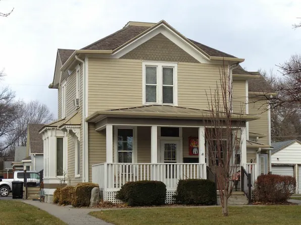 1407 N H St APT 1, Fremont, NE 68025