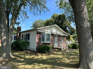 9401 Romancoke Rd, Stevensville, MD 21666