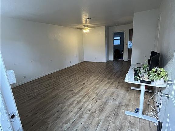 4th image of 1452 Diamond St