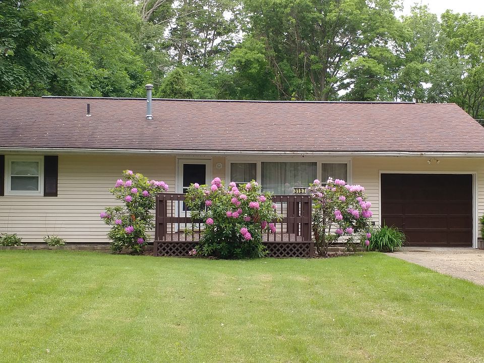 1st image of 3157 Spencer Dr