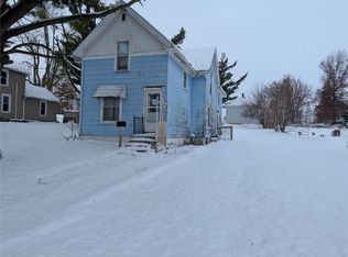 1612 9th Ave, Belle Plaine, IA