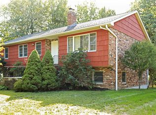 5 McCarthy Dr, Ossining, NY 10562