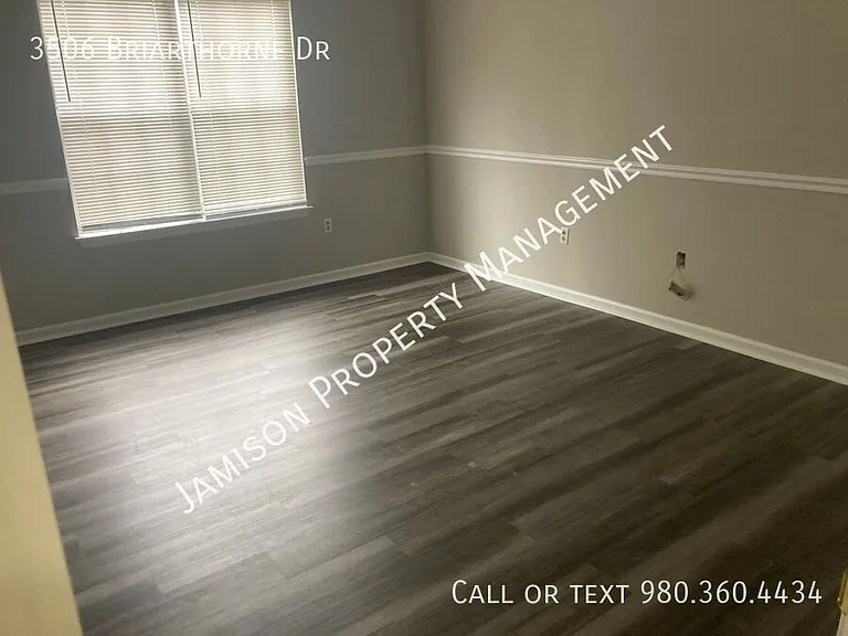 3506 Briarthorne Dr — Photo 5