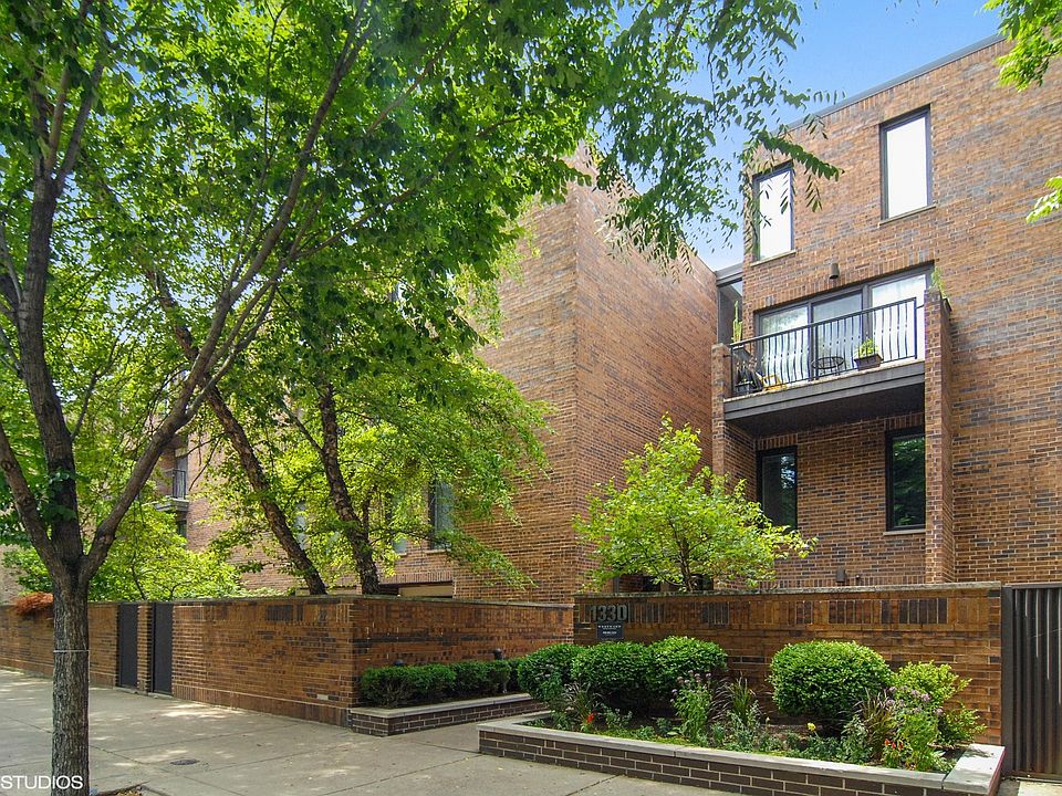1st image of 1330 N La Salle St #108