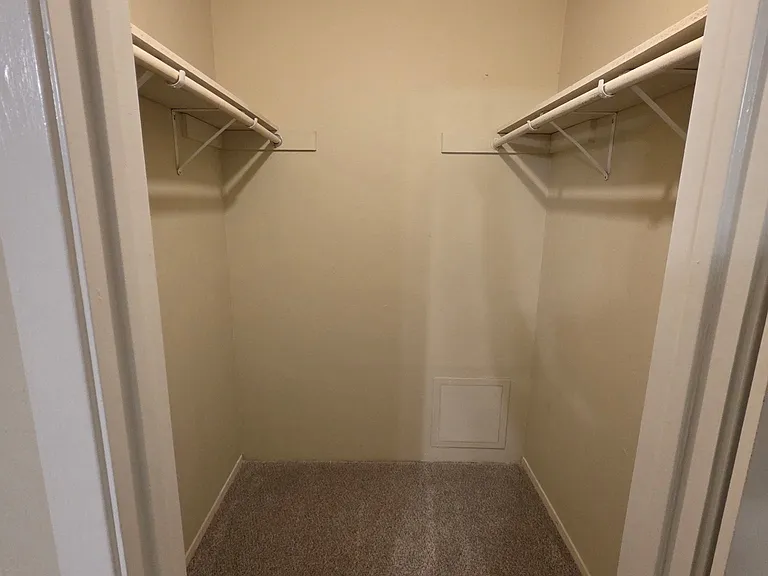 8802 Clearbrook Trl — Photo 18