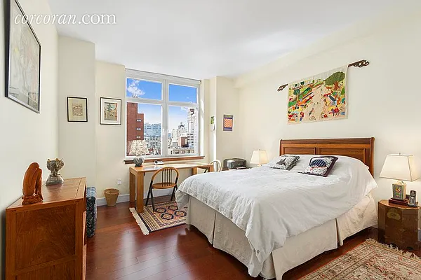 Sold by Corcoran | media 7