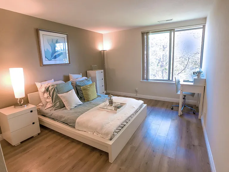 Palo Alto Plaza Apartments — Photo 26