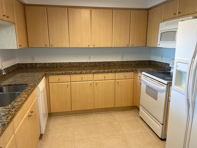 2475 Brickell Ave #709 — Photo 56