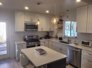 1110 Lafayette Dr NE, Albuquerque, NM 87106
