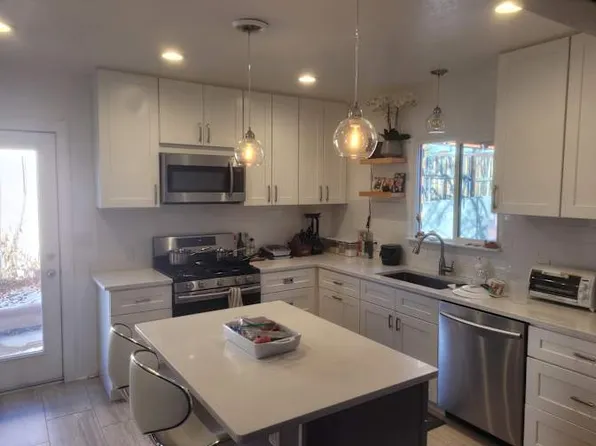 1110 Lafayette Dr NE, Albuquerque, NM 87106