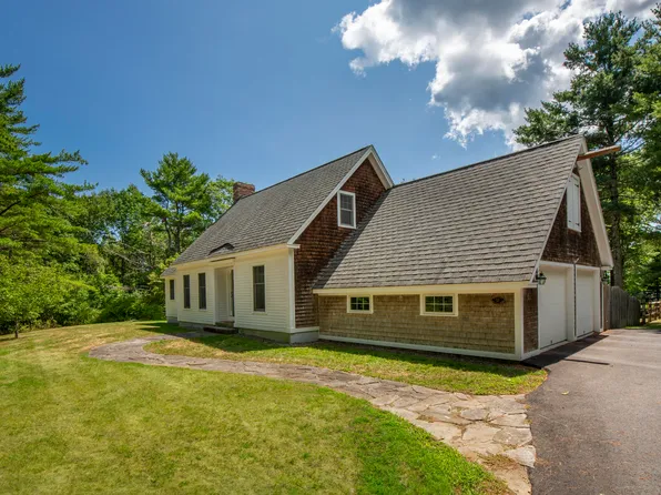 60 Harbour Hill Drive, Owls Head, ME 04854