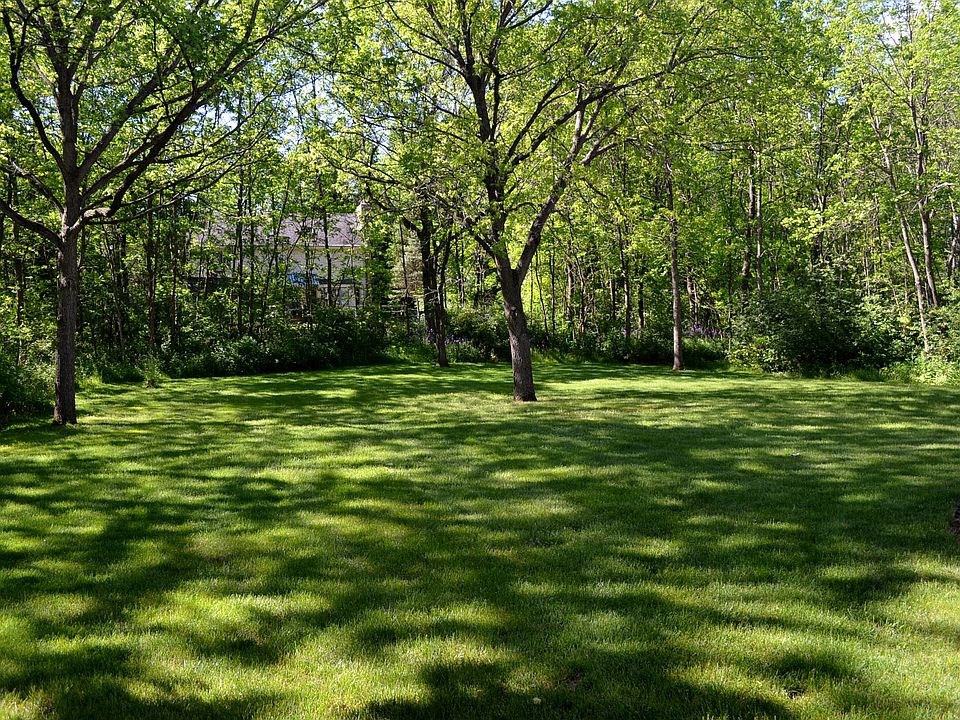 2nd image of 3545 W River Ct