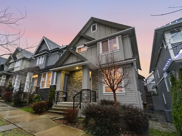 2112 165a St, Surrey, BC V3Z 0V6