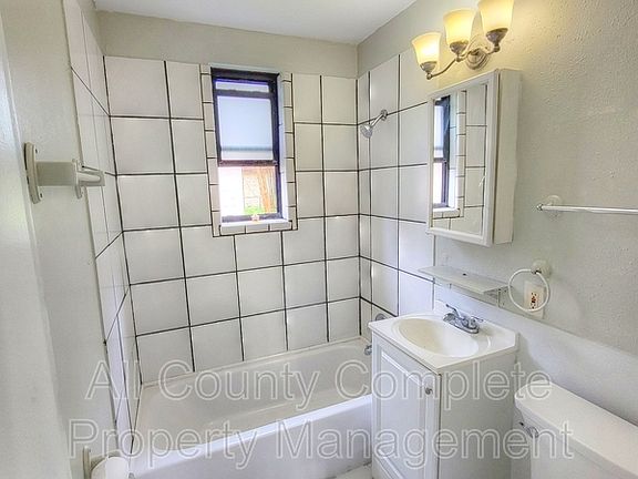 3rd image of 2096 Broom St