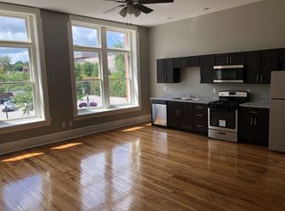 421 Brady St #4, Davenport, IA 52801