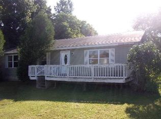 42 Church St, Champlain, NY 12919