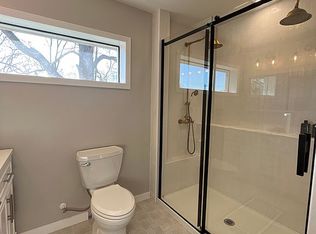 61 Roman Rd, Weyers Cave, VA 24486