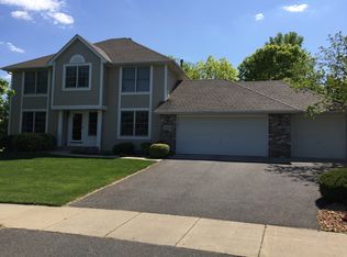 9239 Overlook Ln N, Champlin, MN 55316