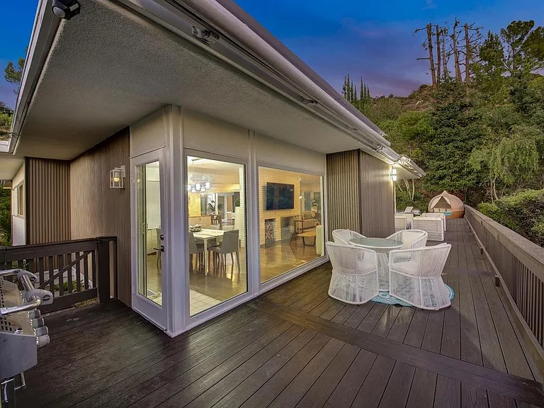 5246 Gould Ave — Photo 10