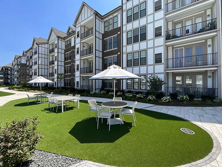 Legacy Rochester Hills Apartments — Photo 90