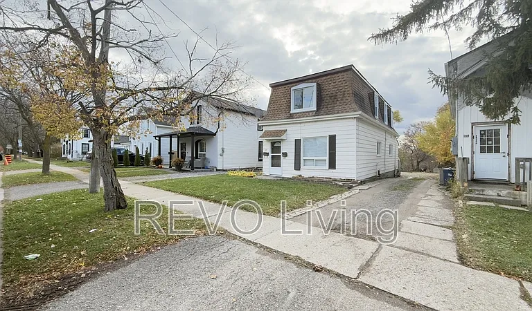 137 Oakdale Ave #2 — Photo 6