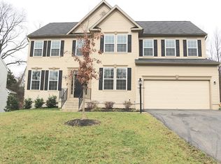 18209 Jillian Ln, Triangle, VA 22172