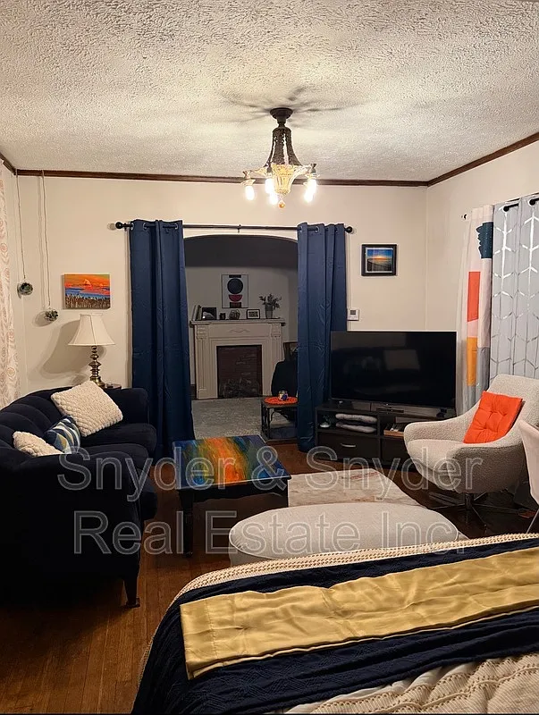 1 bed, 1.0 bath, $700 — Photo 4