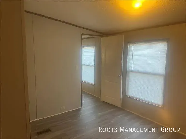 608 Stoney Creek Dr #64 — Photo 12