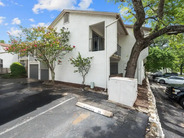 6910 Hart Ln APT 211, Austin, TX 78731