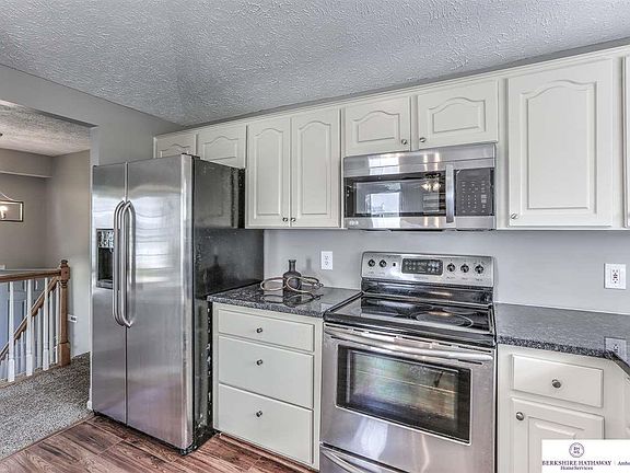 4th image of 3315 N 122nd Cir