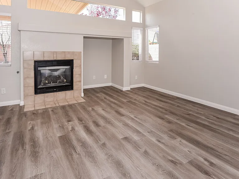 6033 Highland Gardens Dr — Photo 4