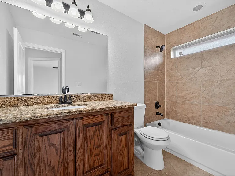118 Vaughn Ln — Photo 10
