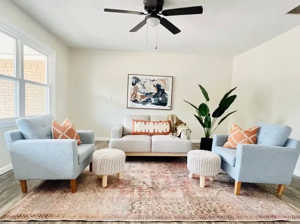 307 SW 13th St, Seminole, TX 79360