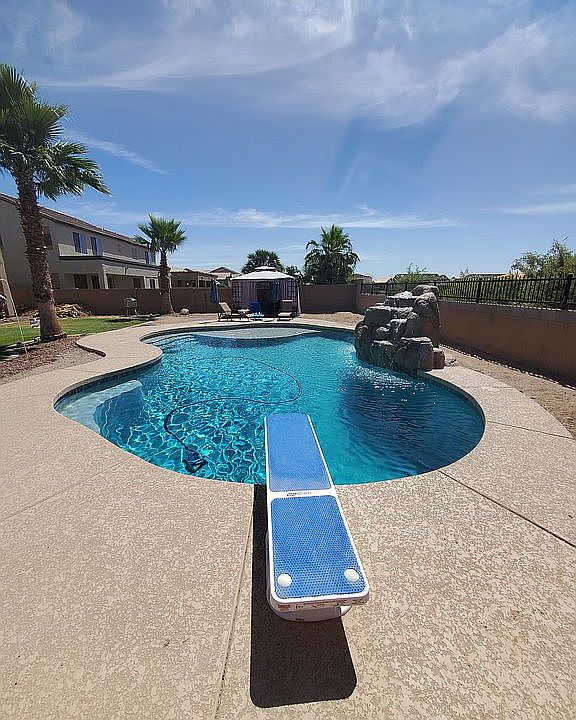 1st image of 41927 W Granada Dr