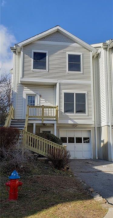 1st image of 17 Delia Ct