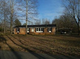 144 Oak St, New Johnsonville, TN 37134